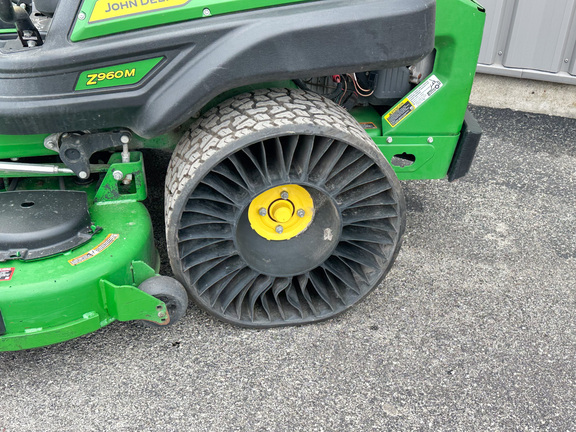 2022 John-Deere Z960M