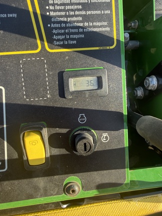 2024 John Deere Q810E Photo 6