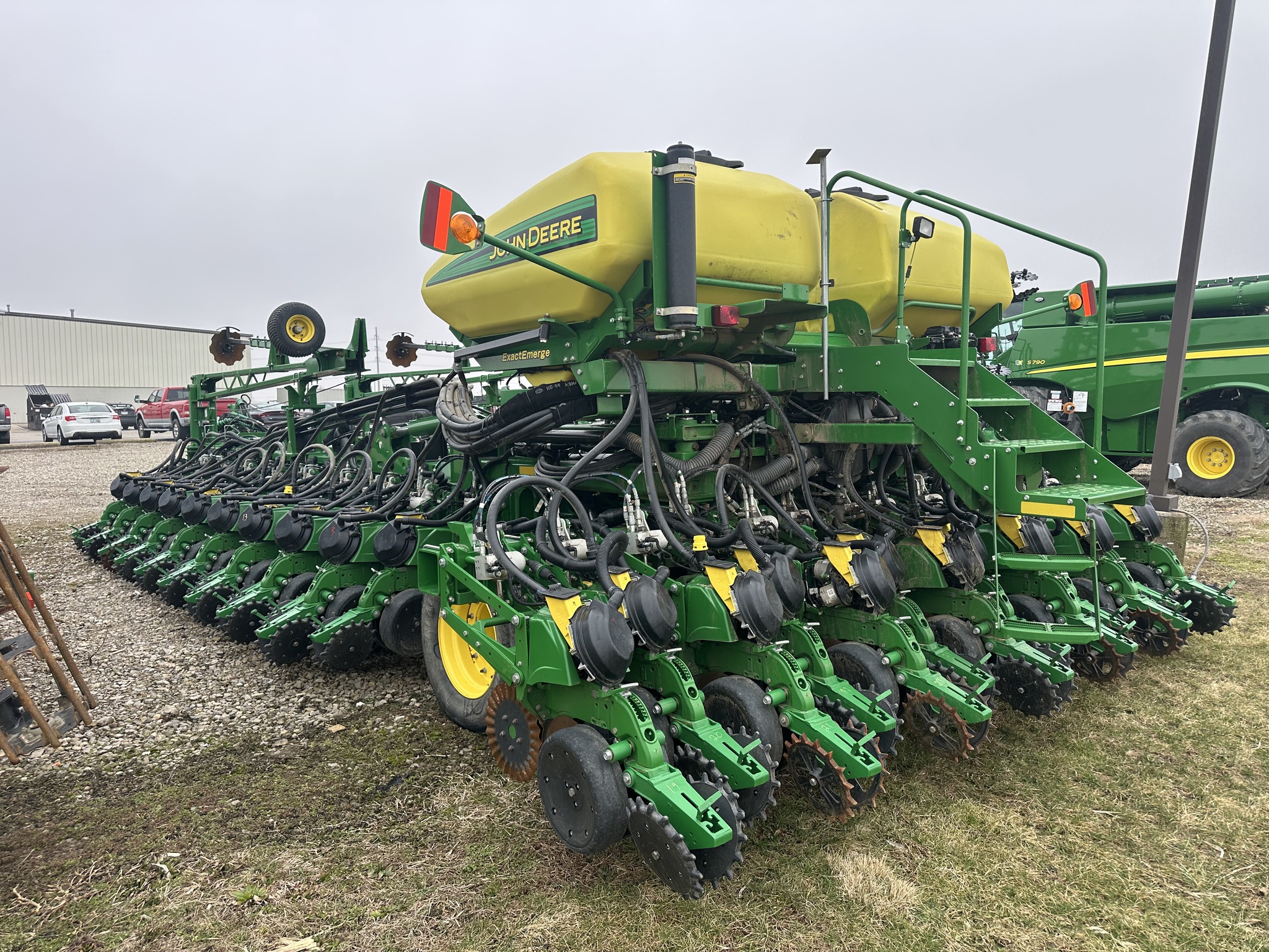 2019 John Deere DB60 Image 10