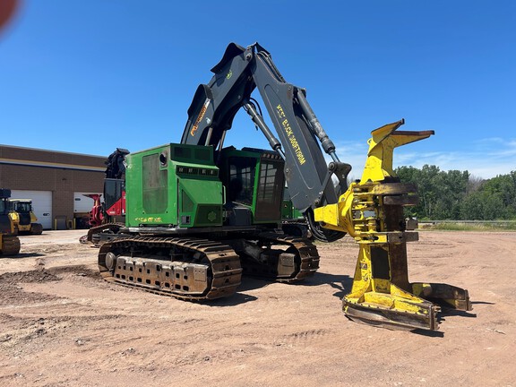 Photo of a 2018 John Deere 853M