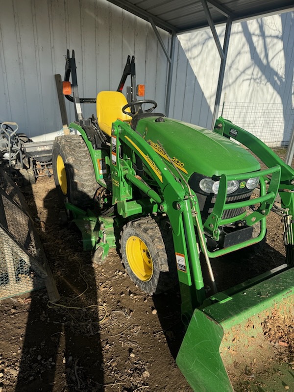 2007 John Deere 2520 Image 1