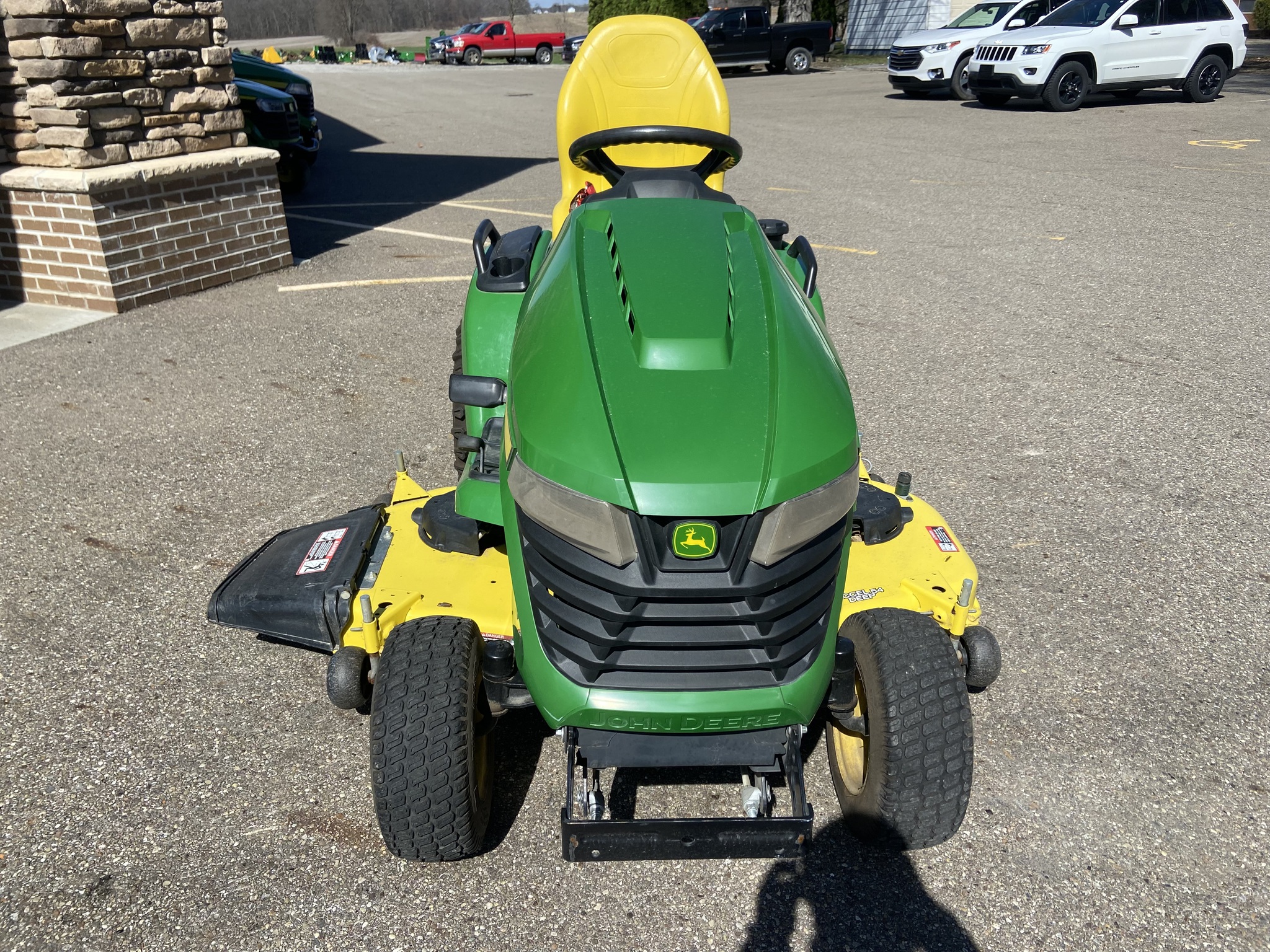 2021 John Deere X590 Image 3