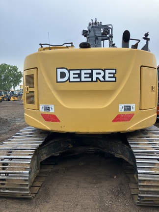 2017 John Deere 245G LC
