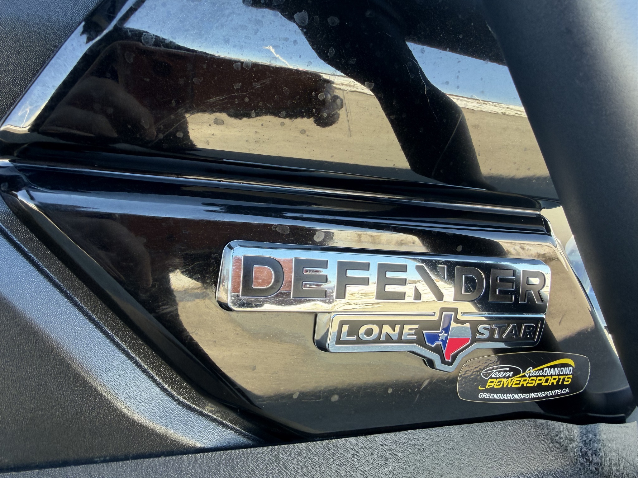 2022 Can-Am Defender Max Lonestar cab Image 11