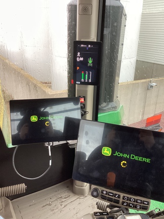 2025 John Deere 9RX 640 - Photo15