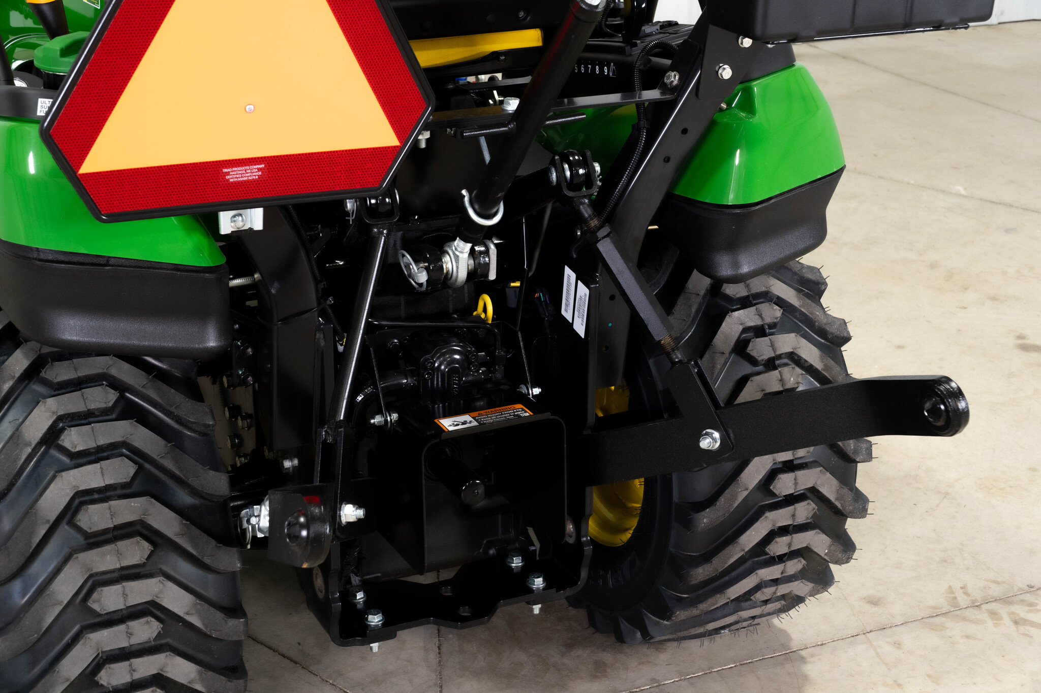 New In-Stock 2026 John Deere 1025R Compact Utility Tractors at Koenig Equipment in Bloomington, IN - PhotoXL4