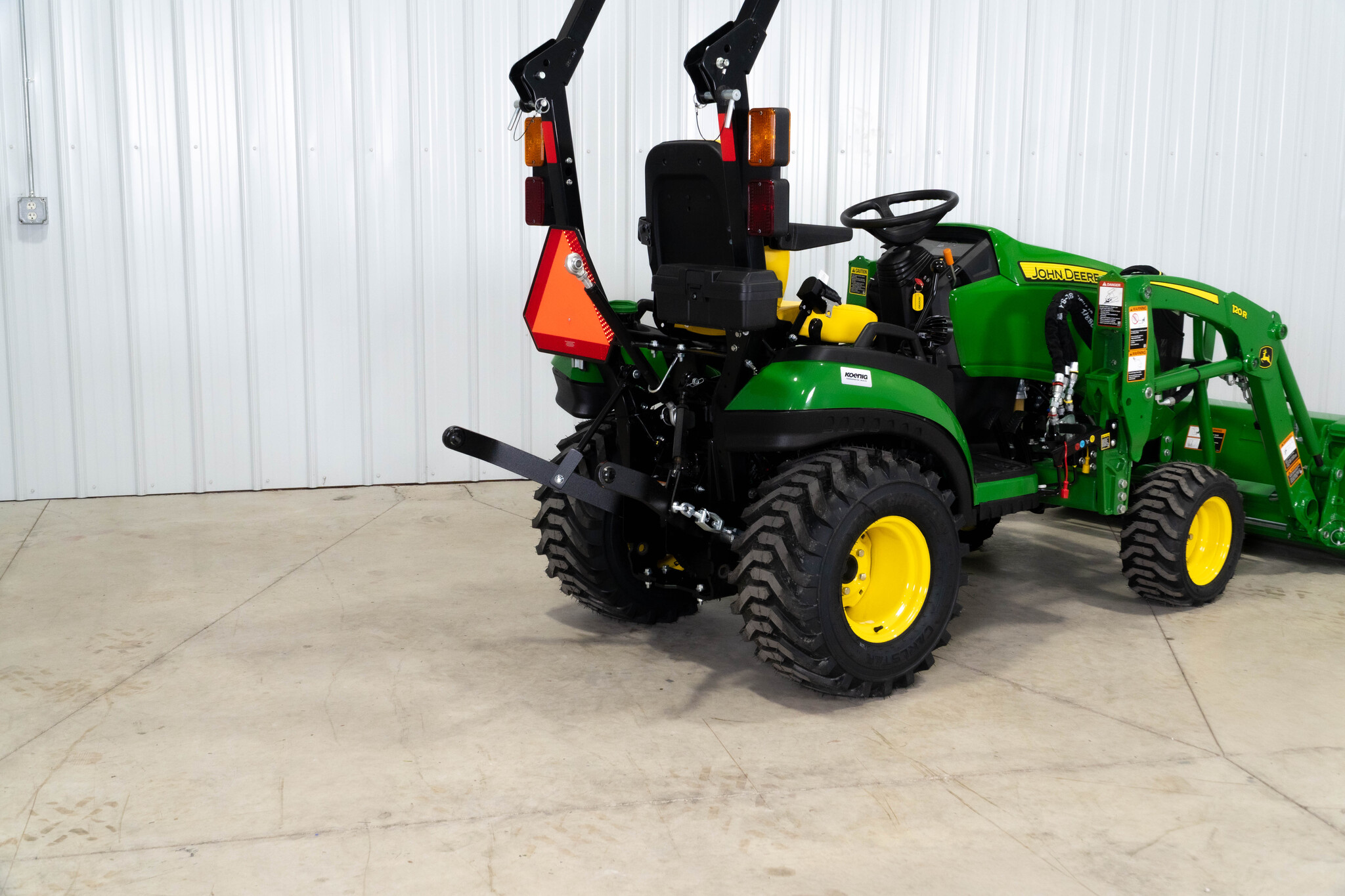 New In-Stock 2026 John Deere 1025R Compact Utility Tractors at Koenig Equipment in Bloomington, IN - PhotoXL3