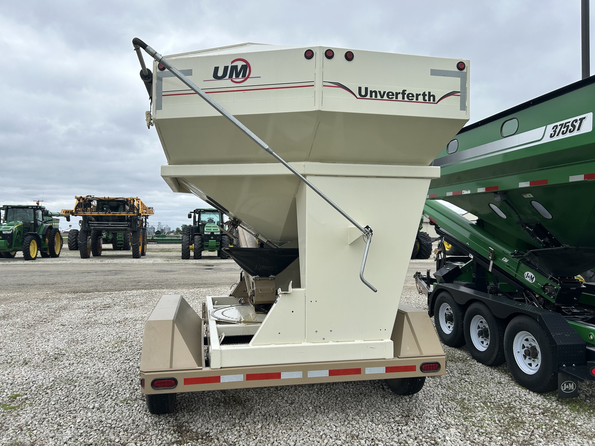  2012 Unverferth XL2750 at Heritage Tractor in Streator, IL