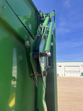 2005 John Deere 567 (7th thumbnail)