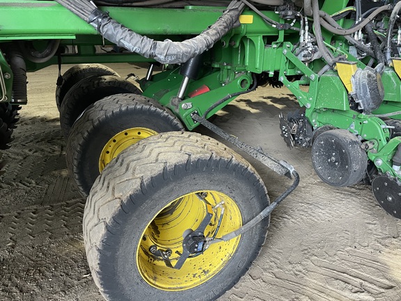 2023 John Deere DB66 - Photo13