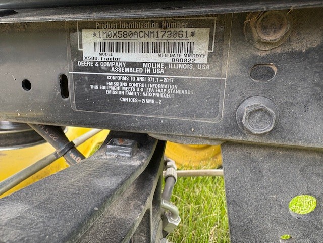 2022 John Deere X580 Image 5
