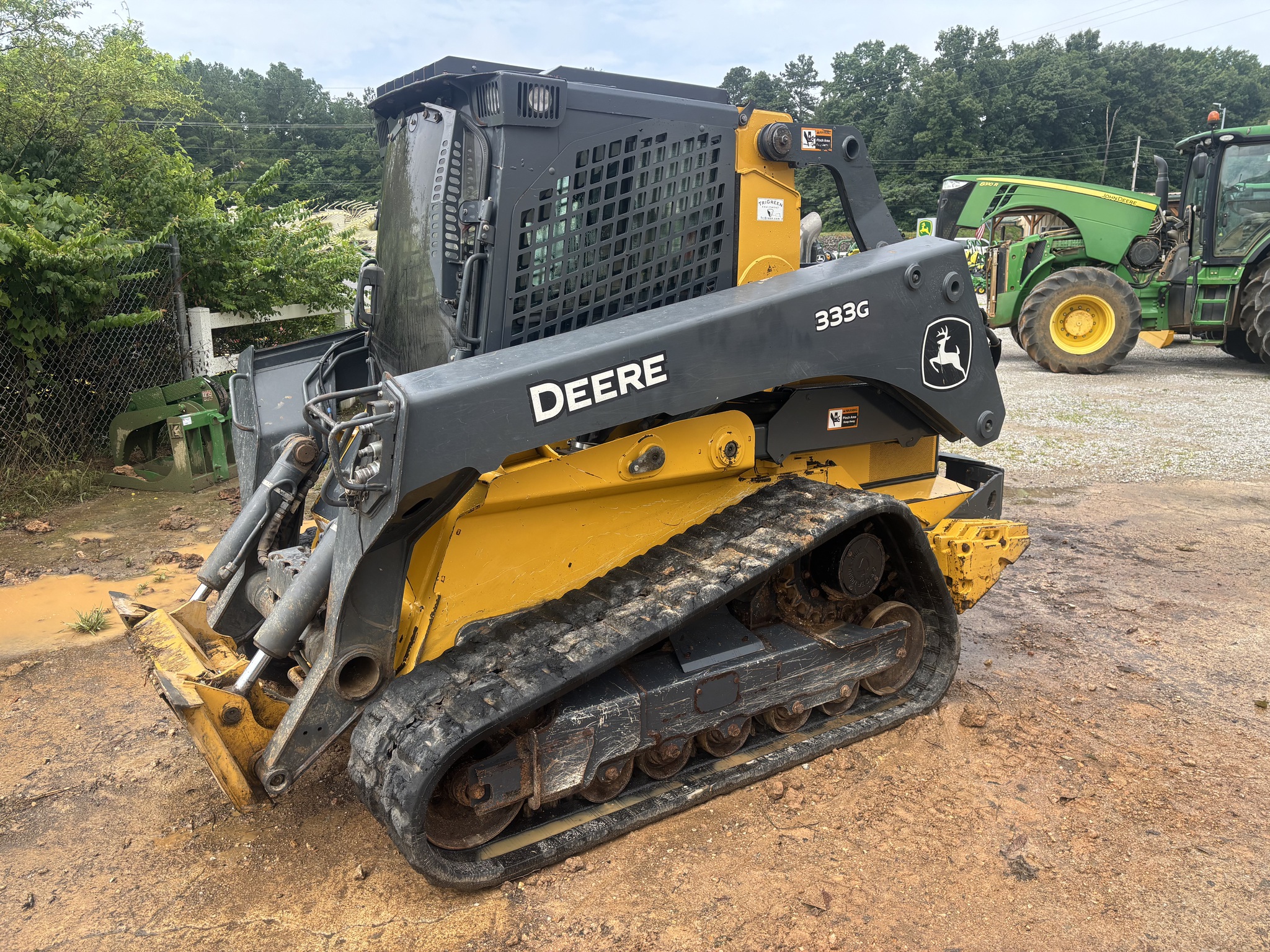 2022 John Deere 333G
