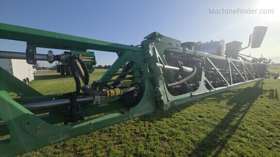 Photo of 2023 John Deere 616R