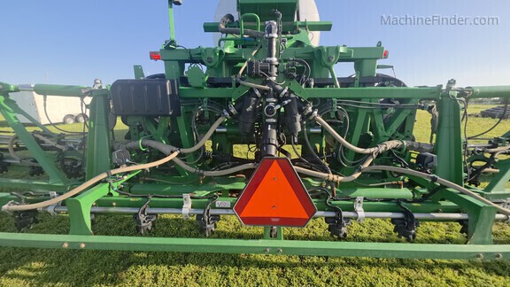 Photo of 2023 John Deere 616R