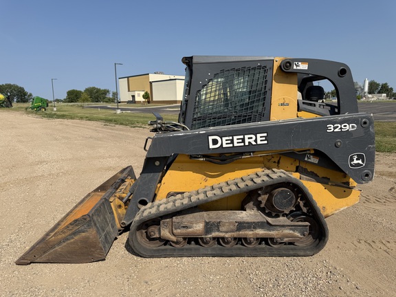 2012 John Deere 329D - Photo6