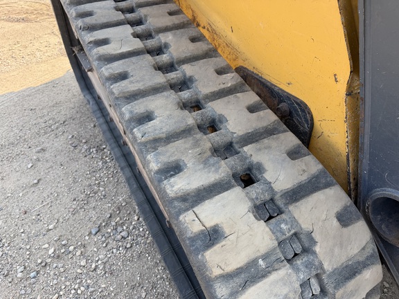 2012 John Deere 329D - Photo11