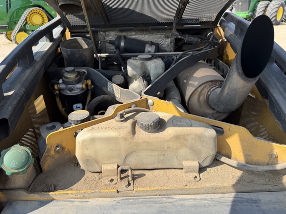 2012 John Deere 329D - Photo13