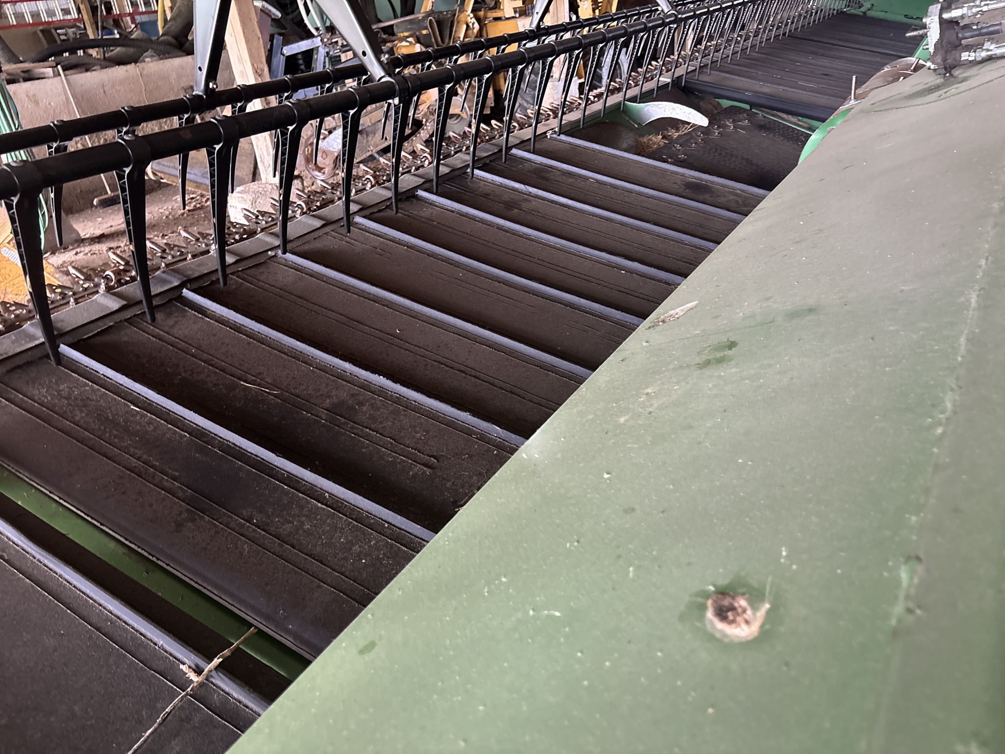 Used 2016 John Deere 635FD Combine Platforms at Koenig Equipment in Oxford, OH - PhotoXL4