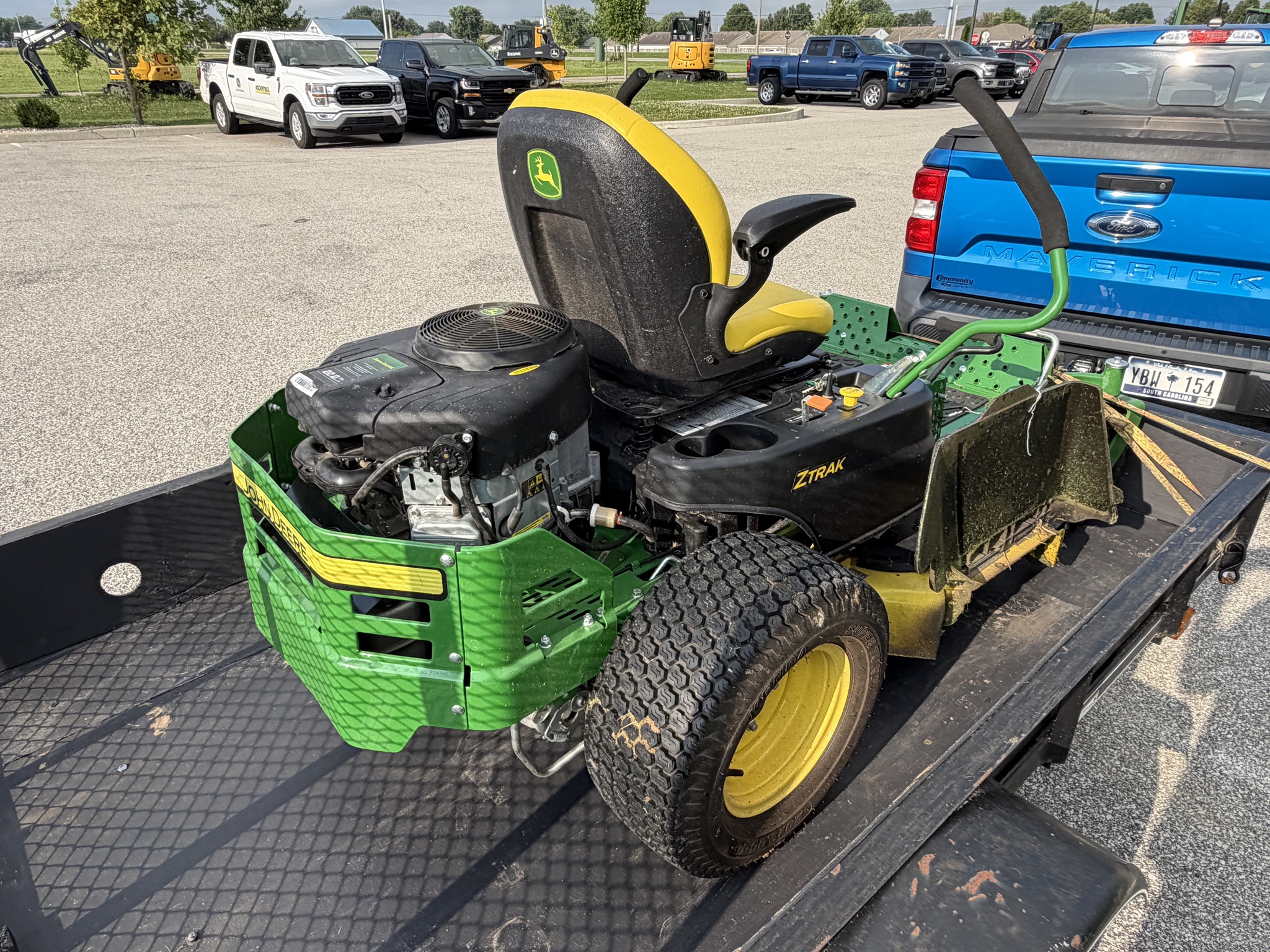 Used 2022 John Deere Z355R Zero Turn Mowers at Koenig Equipment in Franklin, IN - PhotoXL5
