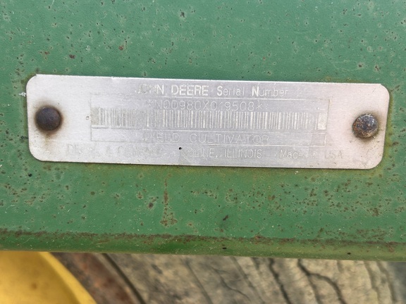Photo of 2002 John Deere 980