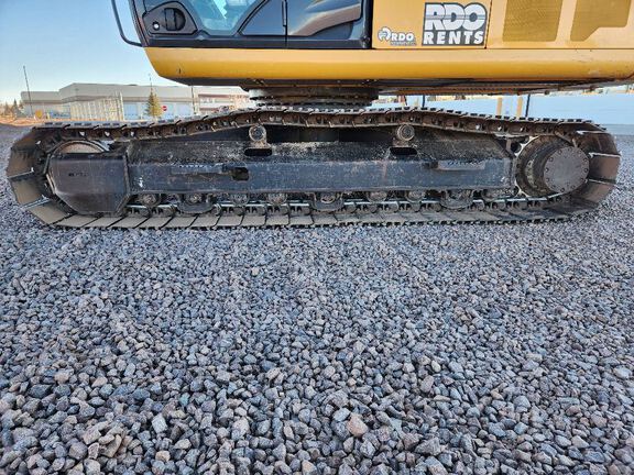 2019 John Deere 250G LC