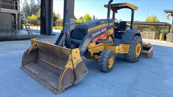 Photo of 2023 John Deere 210 P