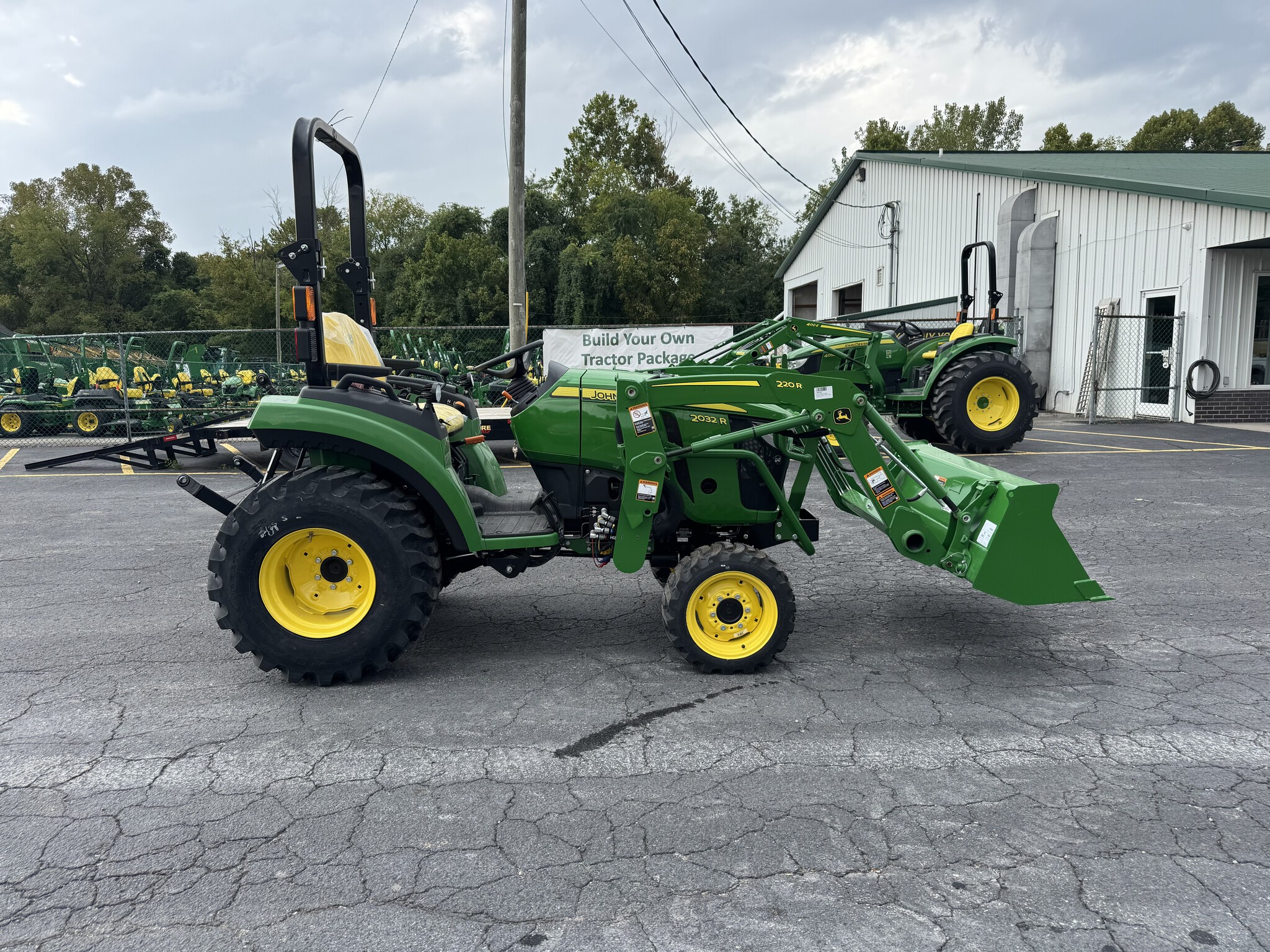 2026 John Deere 2032R