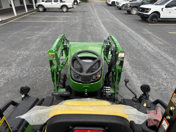 2026 John Deere 2032R