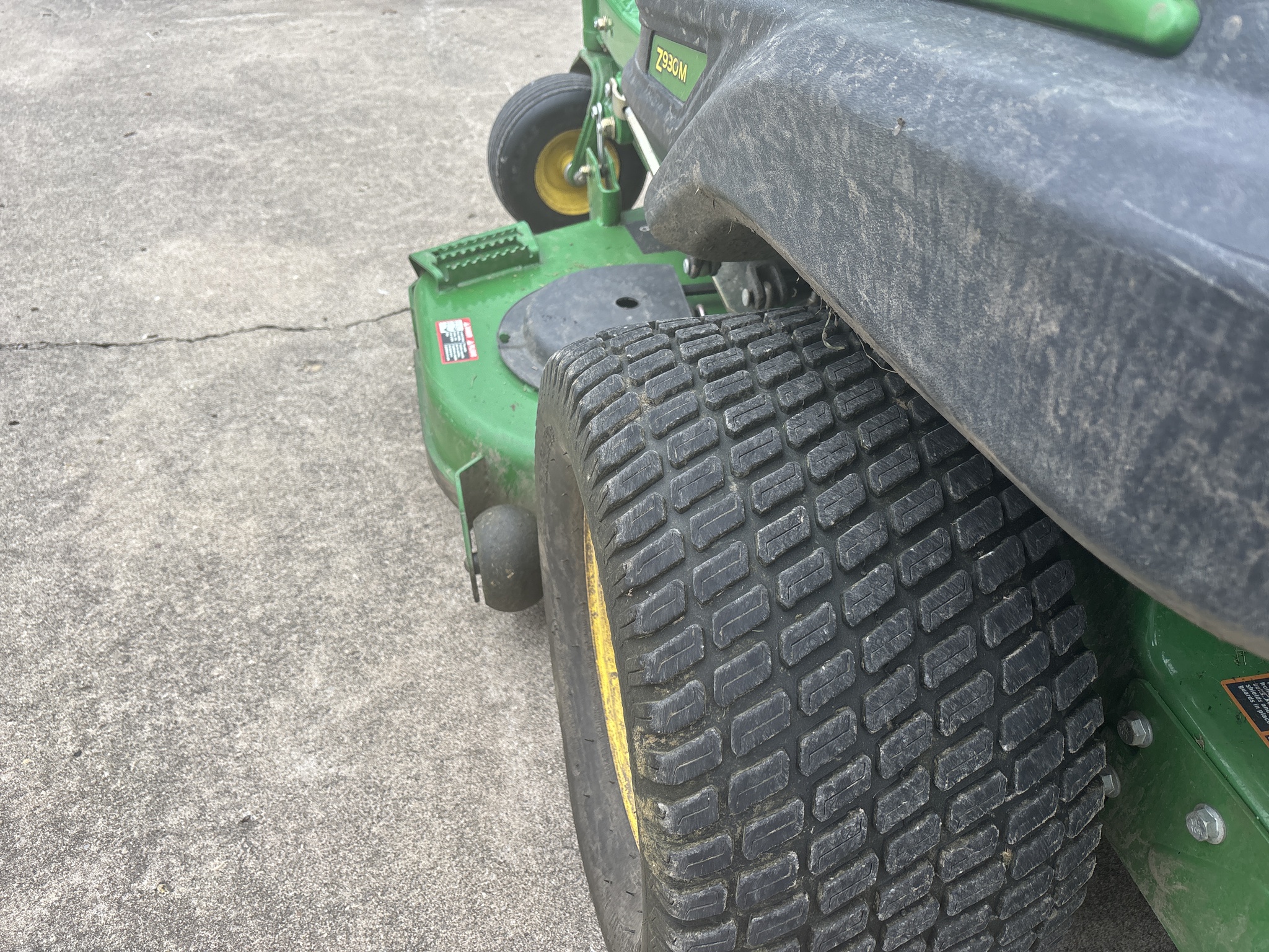 Used 2013 John Deere Z930M Zero Turn Mowers at Koenig Equipment in Knightstown, IN - PhotoXL10