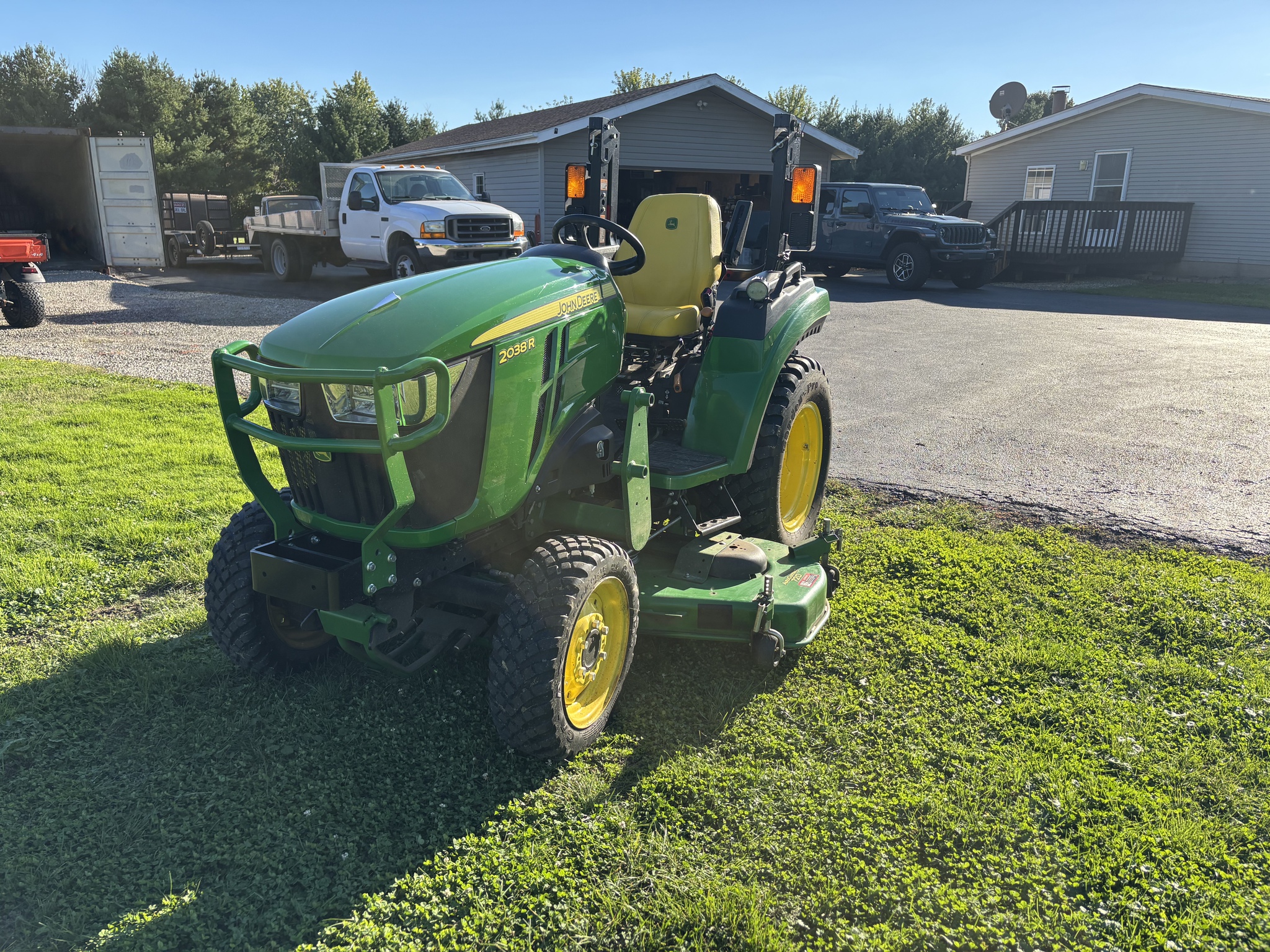 Used 2025 John Deere 2038R Compact Utility Tractors at Koenig Equipment in Oxford, OH - PhotoXL0