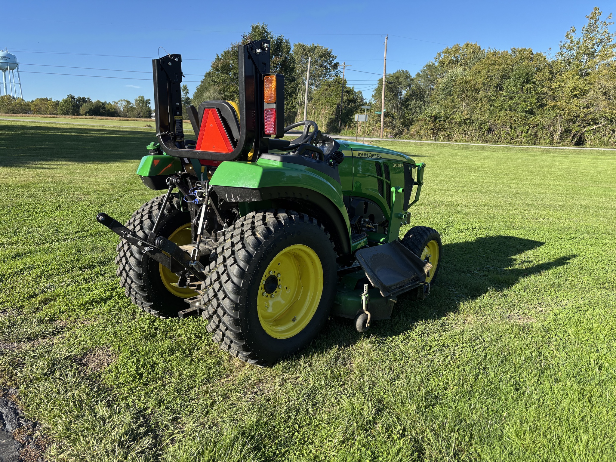Used 2025 John Deere 2038R Compact Utility Tractors at Koenig Equipment in Oxford, OH - PhotoXL4