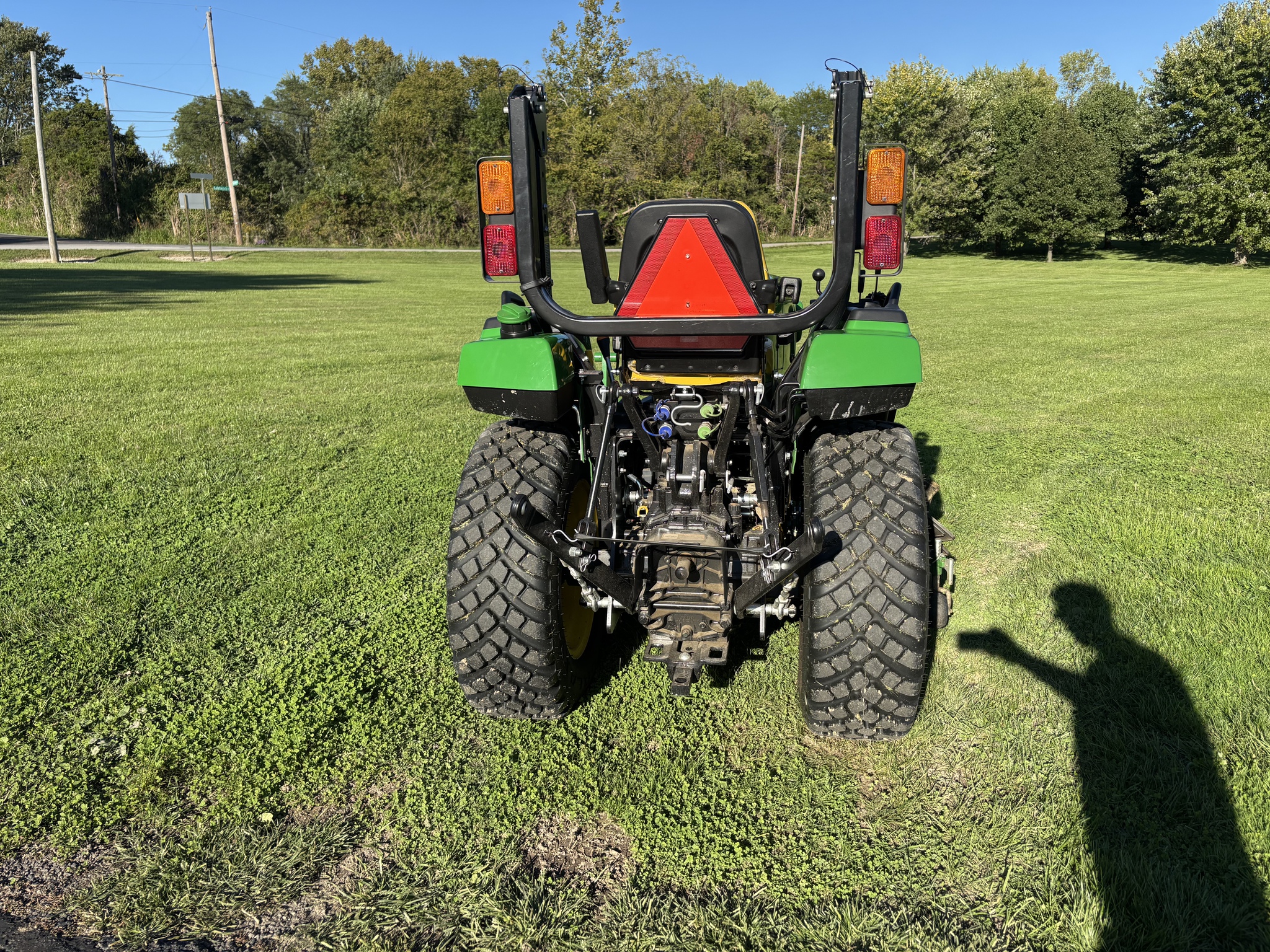 Used 2025 John Deere 2038R Compact Utility Tractors at Koenig Equipment in Oxford, OH - PhotoXL3