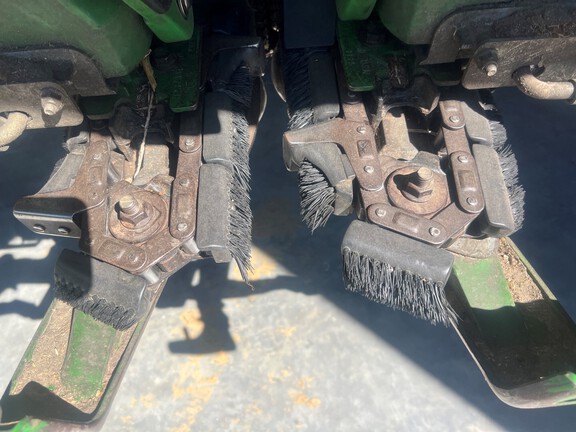 Photo of 2013 John Deere 608C