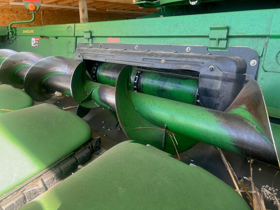 Photo of 2013 John Deere 608C