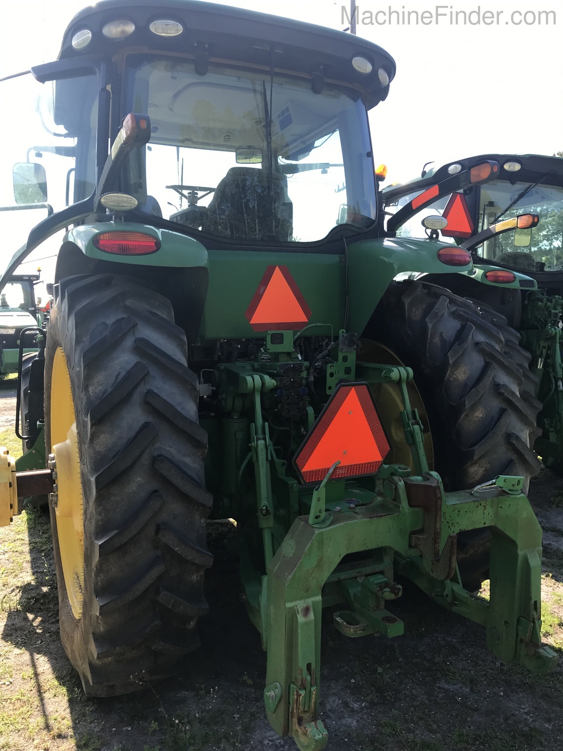 2014 John Deere 8270R Image 6