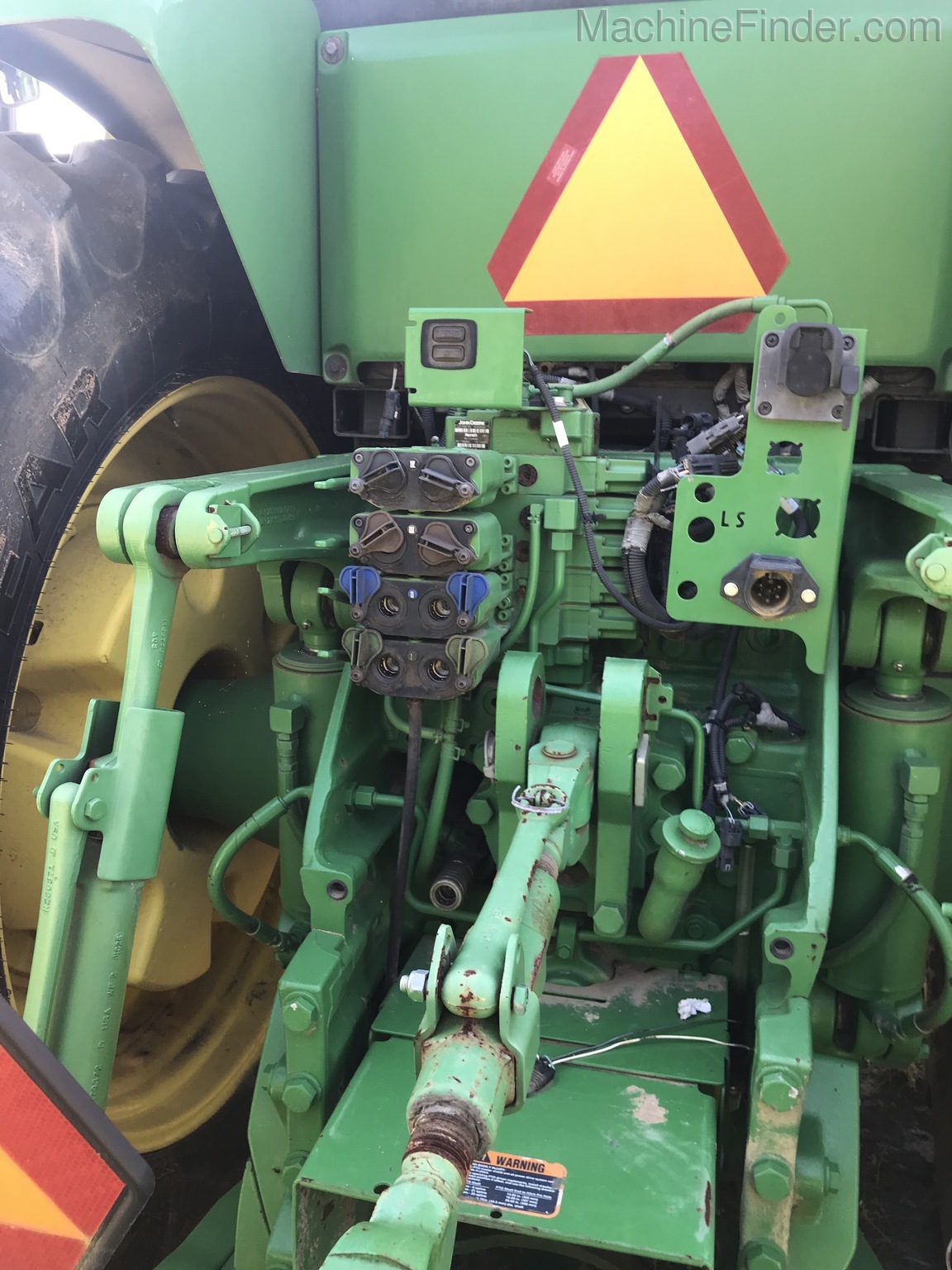 2014 John Deere 8270R Image 7