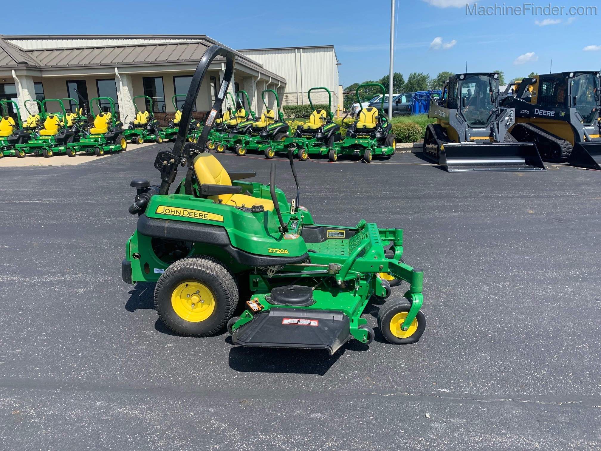 2010 John Deere Z720A Image 2