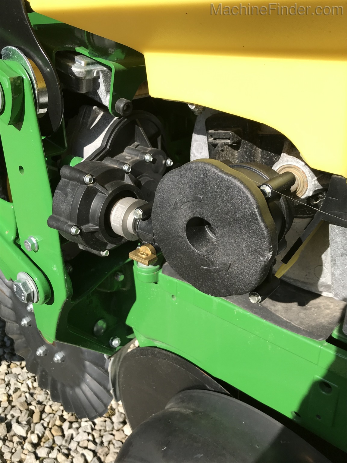 2019 John Deere 1775NT Image 4