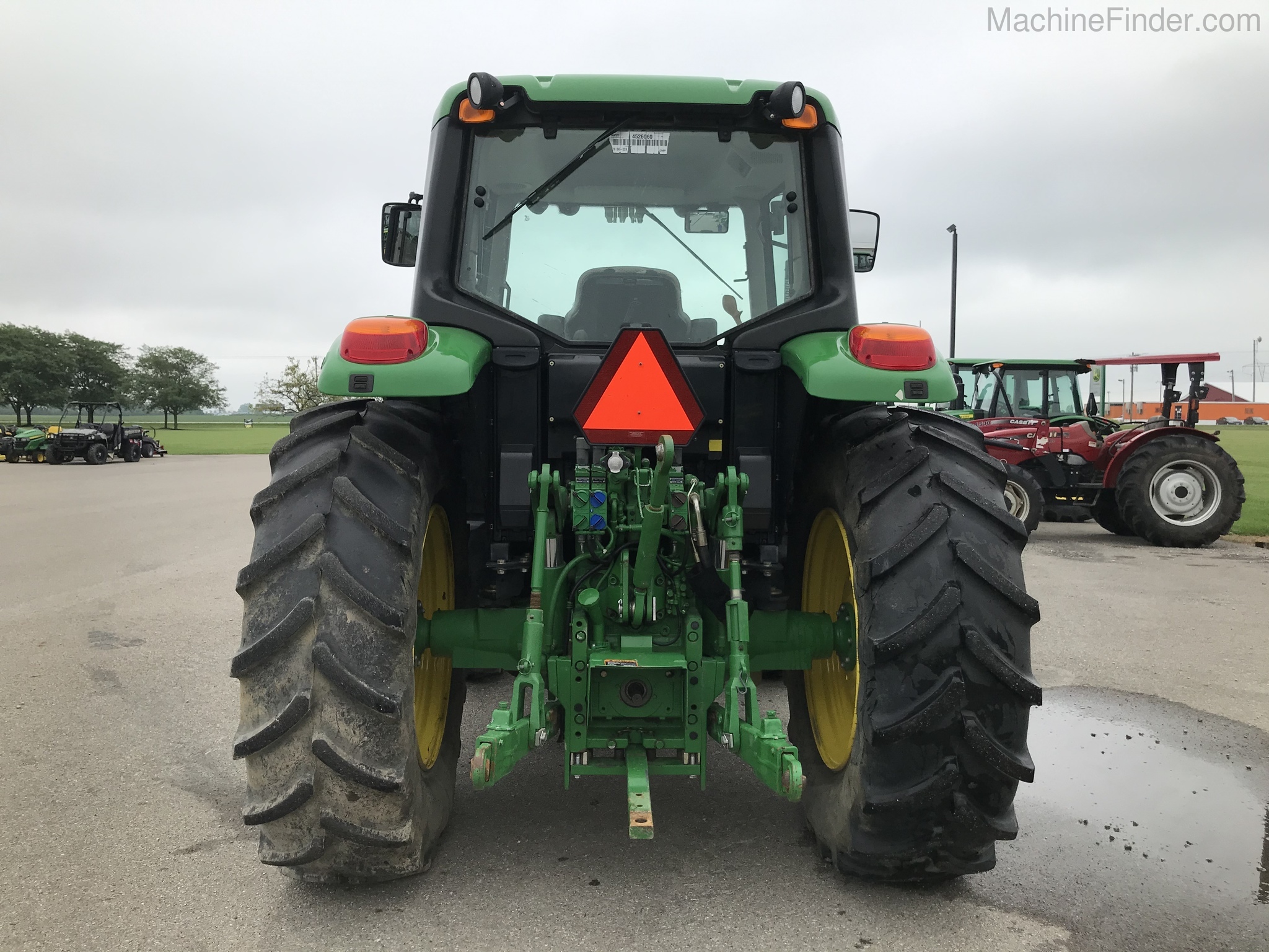 2015 John Deere 6115M Image 4