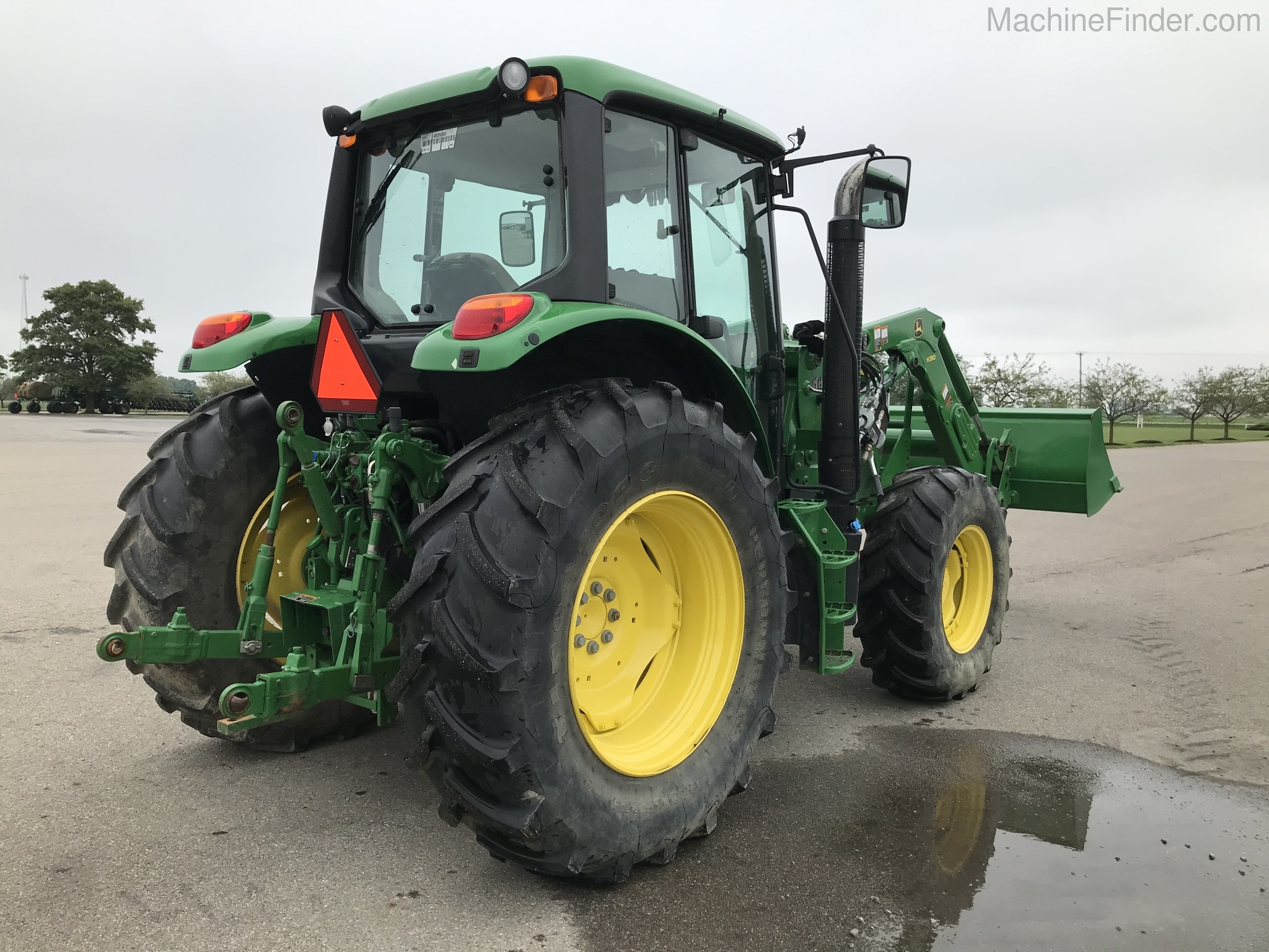 2015 John Deere 6115M Image 5