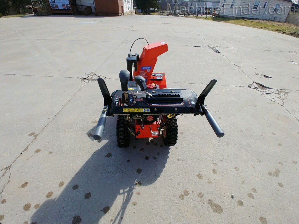 2015 Ariens 921024/DELUXE 24 Image 4