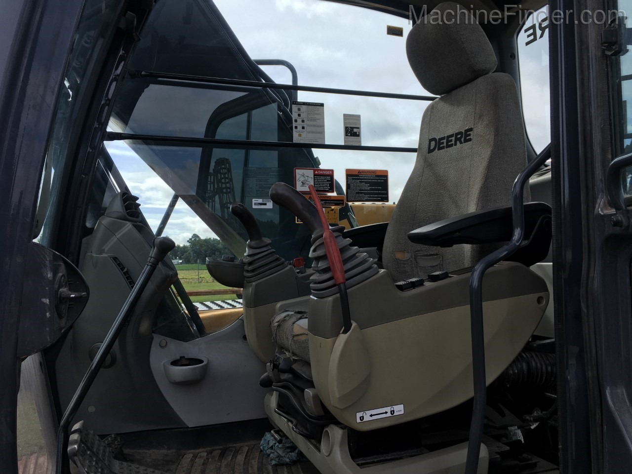 2012 John Deere 180G LC Image 3
