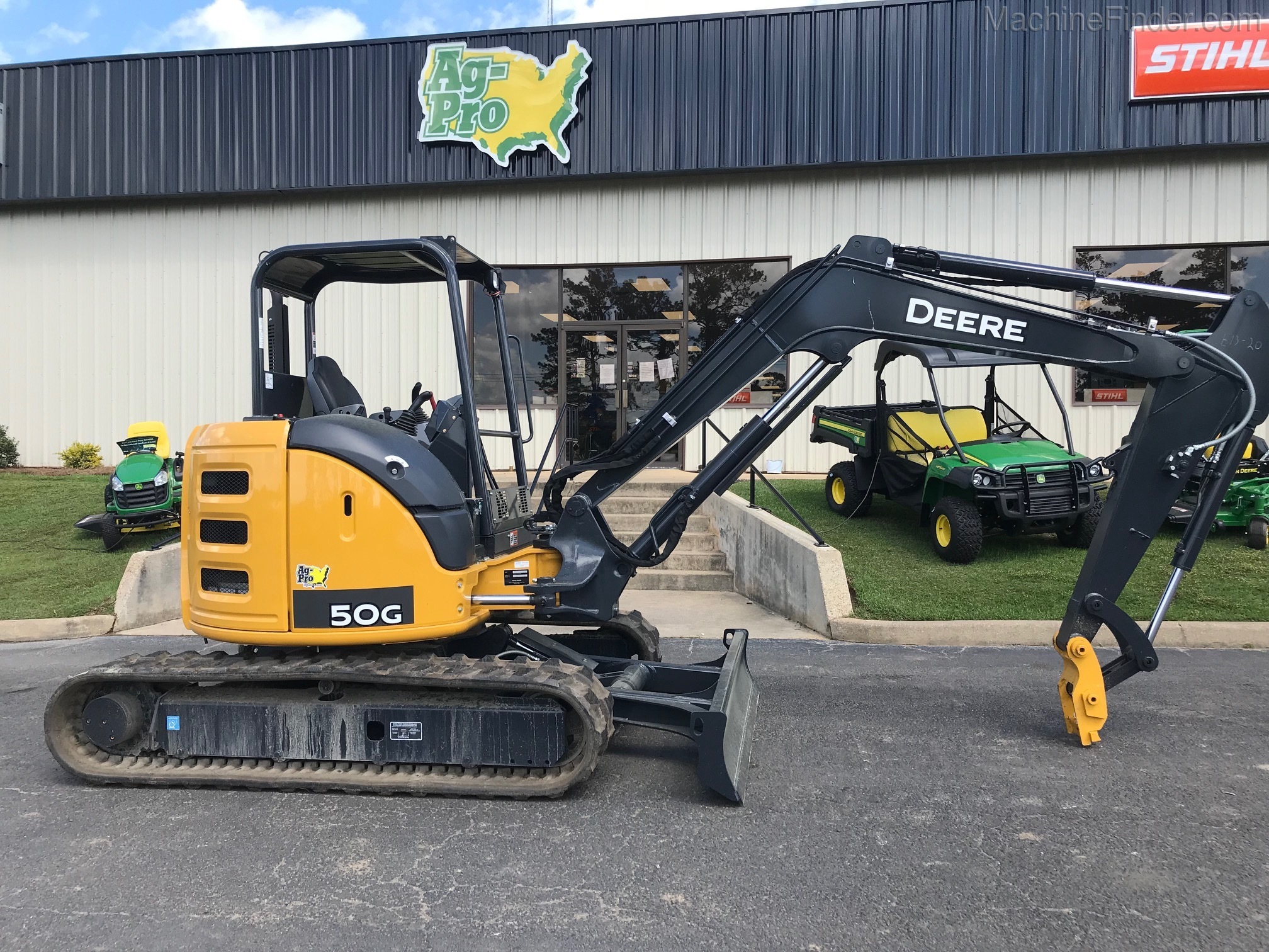 2021 John Deere 50G Image 2
