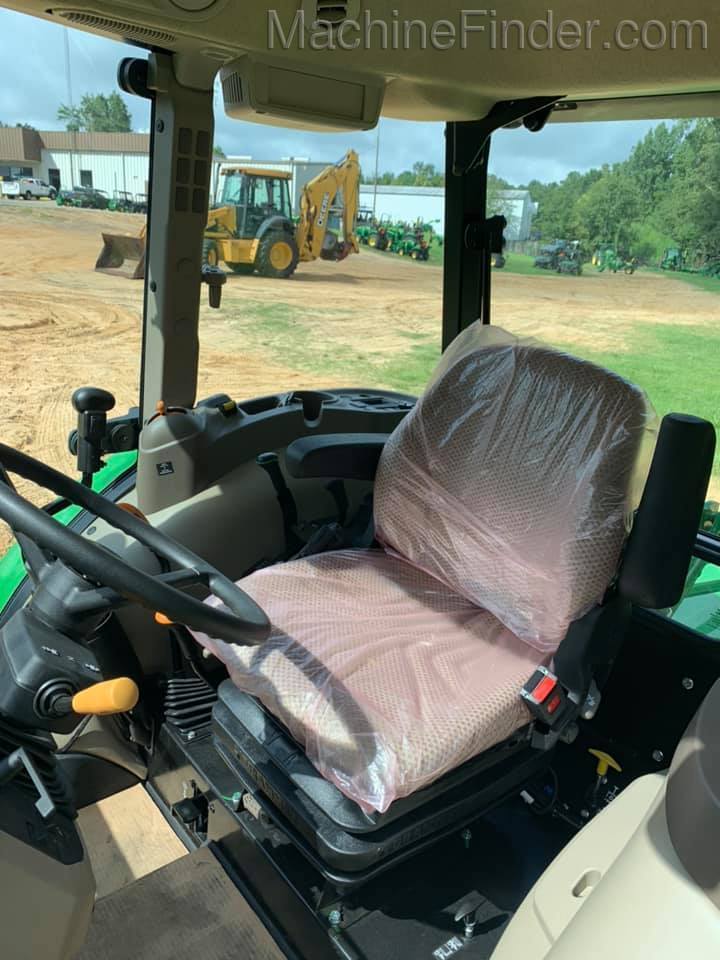 2020 John Deere 5055E CAB PACKAGE Image 6