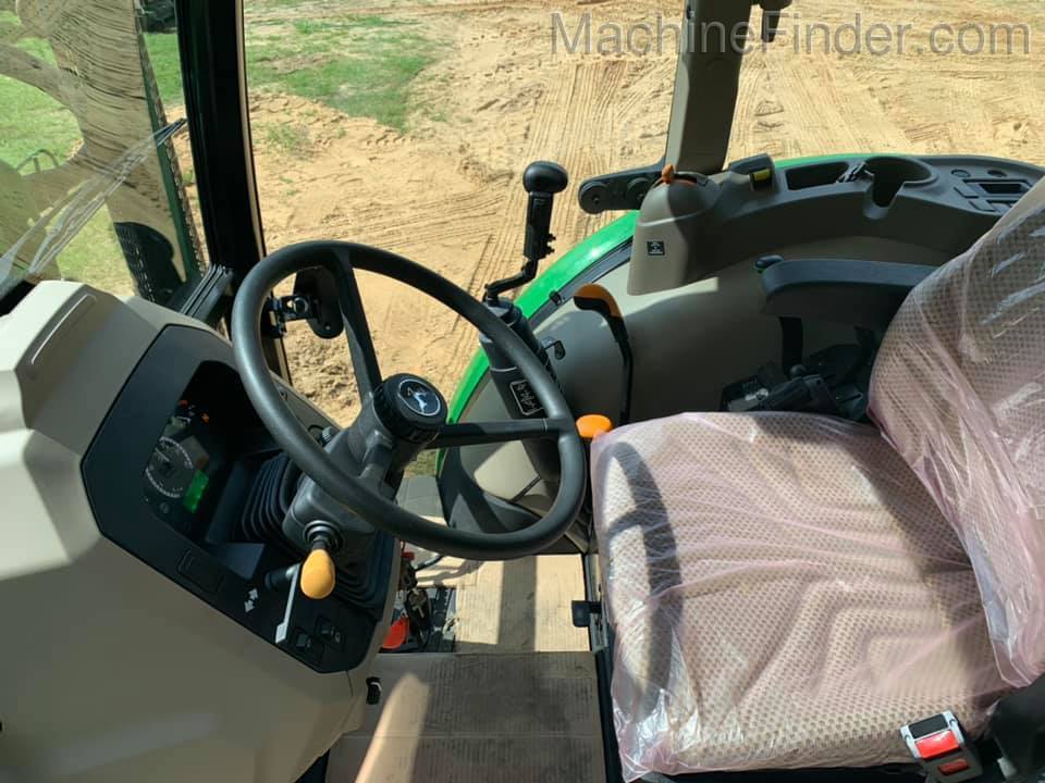 2020 John Deere 5055E CAB PACKAGE Image 8