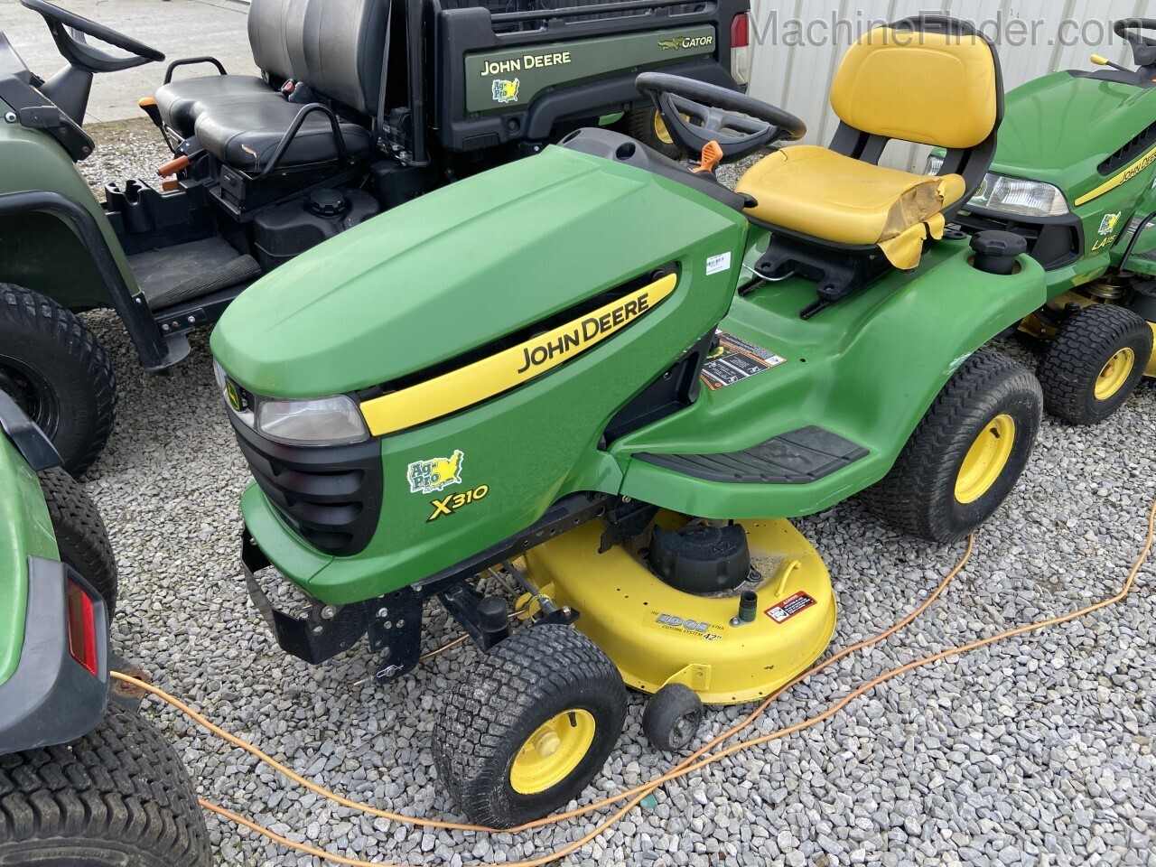John Deere X310 Image 1