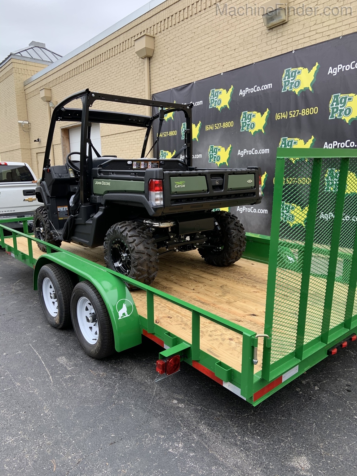 2020 John Deere XUV835M Image 4