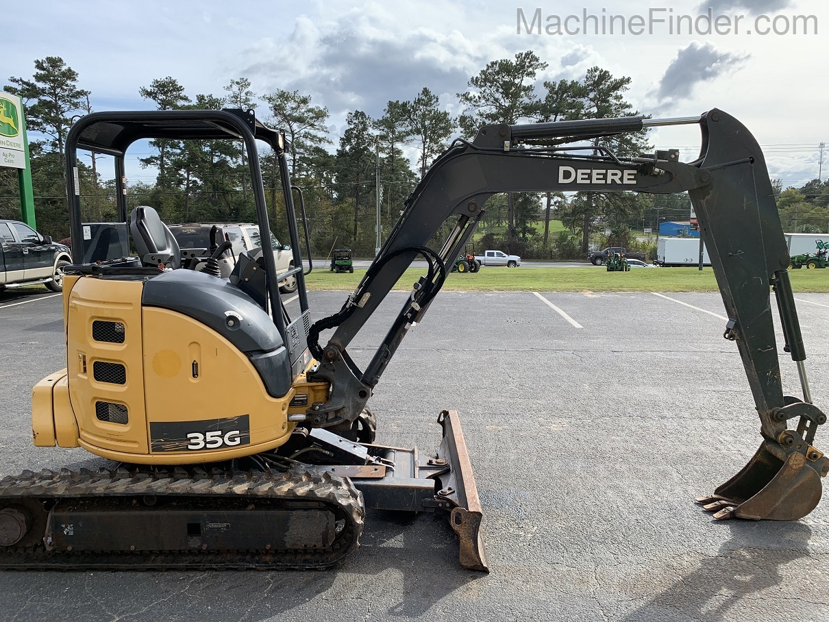 2015 John Deere 35G Image 5