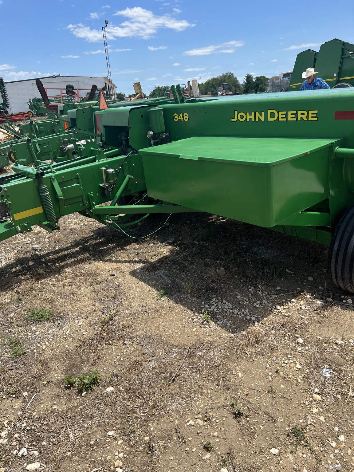 2007 John Deere 348 Image 2