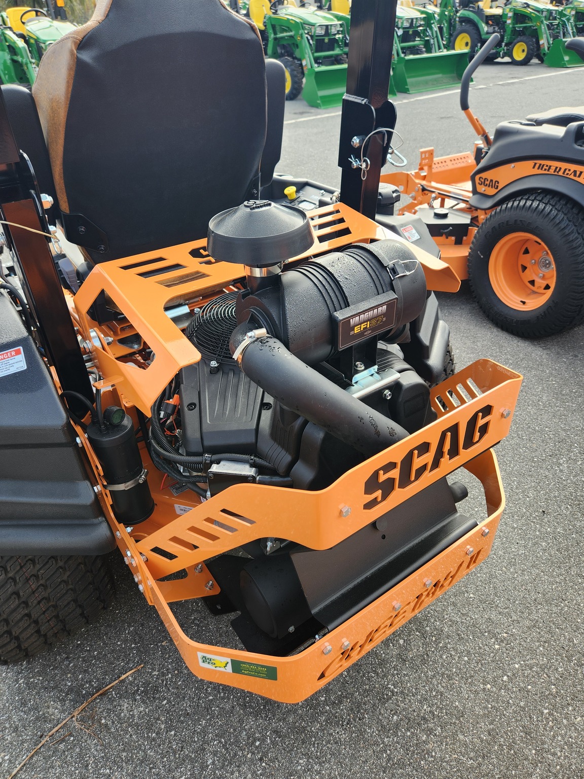 2023 Scag SCZII72V-37B Image 5